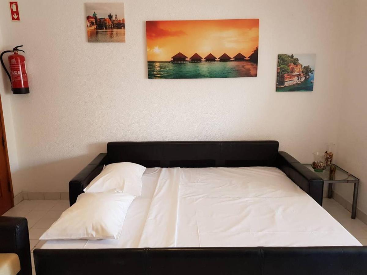 Apartamento T1 Com Piscina, Em Montechoro, Albufeira, Algarve公寓 外观 照片