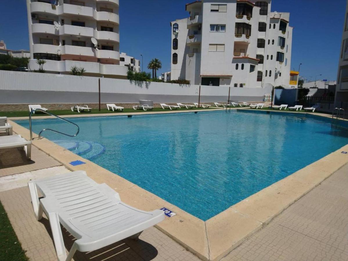 Apartamento T1 Com Piscina, Em Montechoro, Albufeira, Algarve公寓 外观 照片