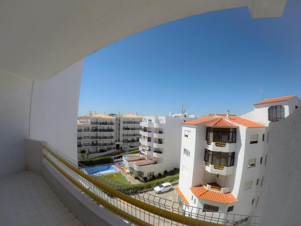 Apartamento T1 Com Piscina, Em Montechoro, Albufeira, Algarve公寓 外观 照片
